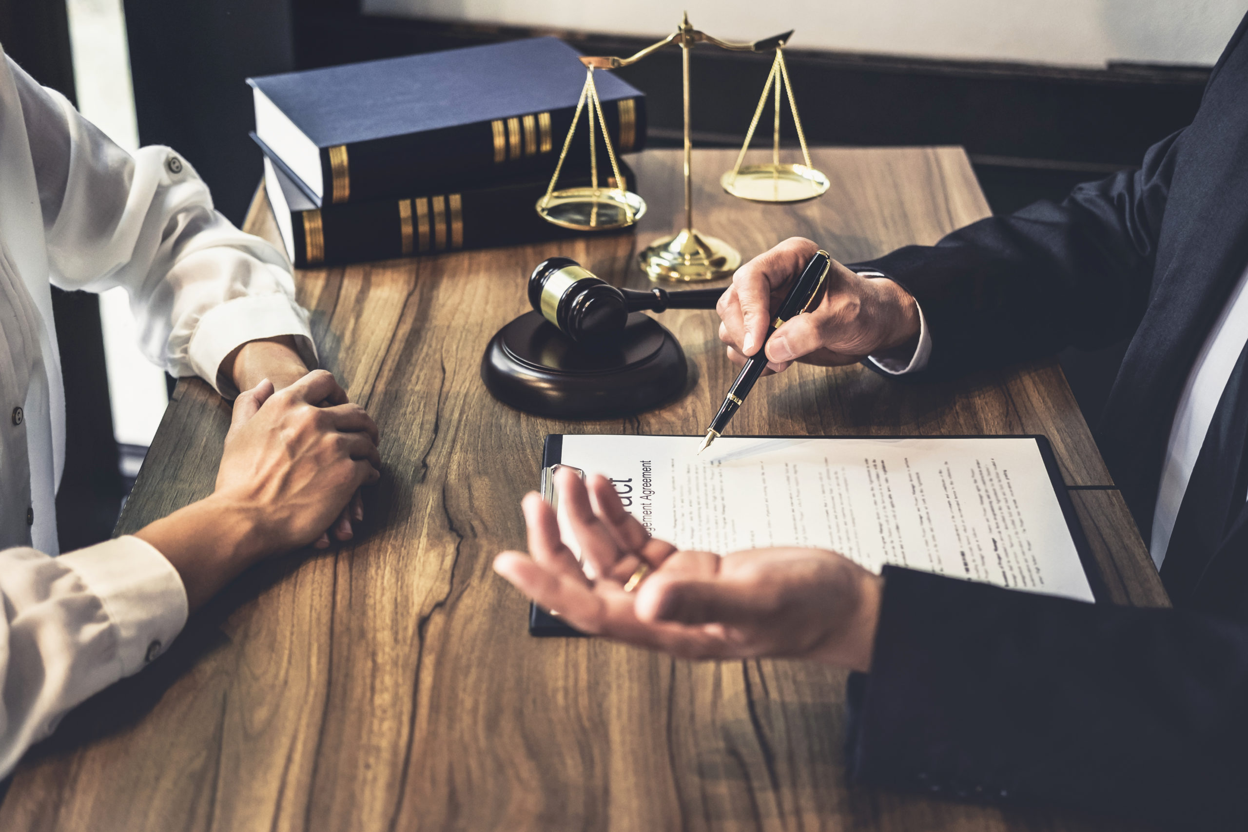 5 Things to Look for When Hiring a Business Attorney